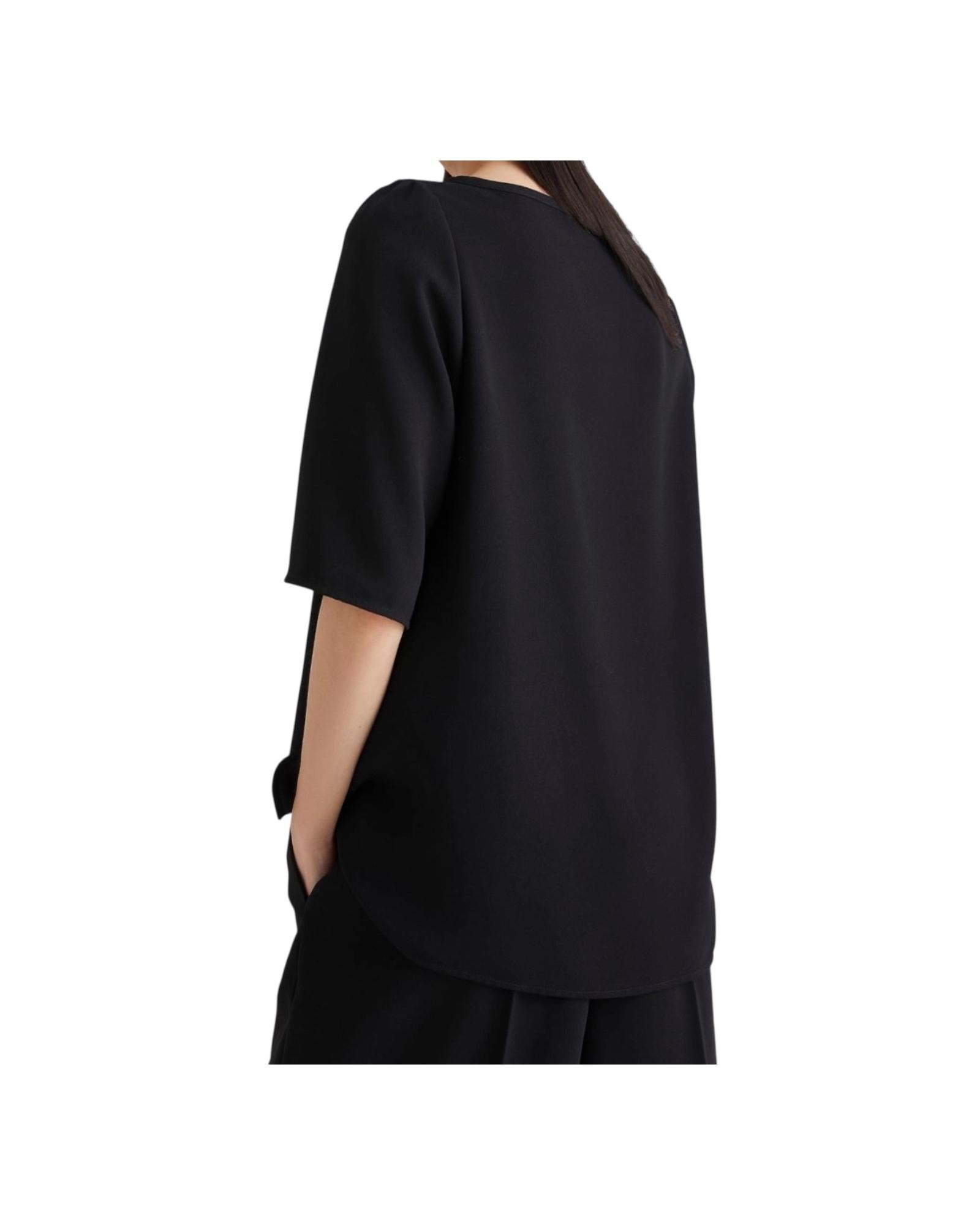 Blusa Vanessa in ever satin riciclato nero. VANESSA 002 MARELLA