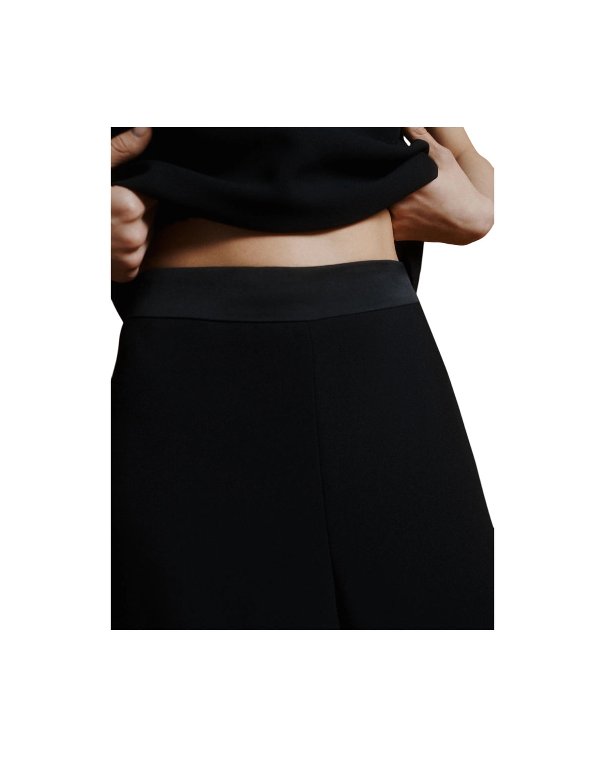 Pantalone in envers satin Nero REFOLO 001 MARELLA 