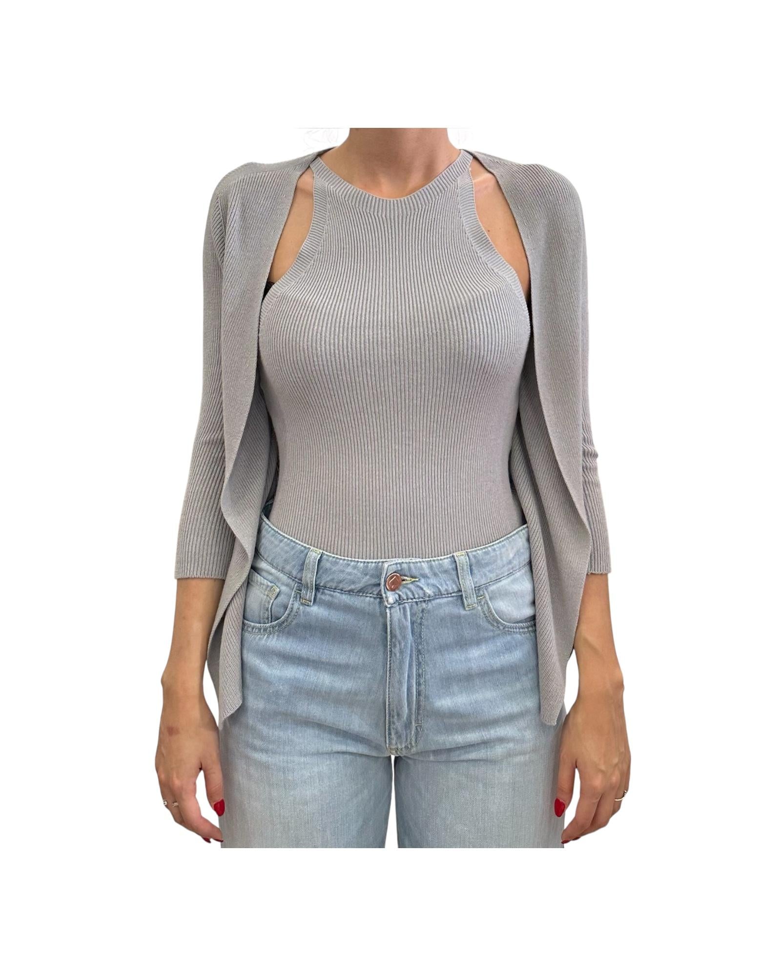 Maglia senza colletto con maiche a 3/4, grigio perla.Slim fit 22032D PERLA VICOLO