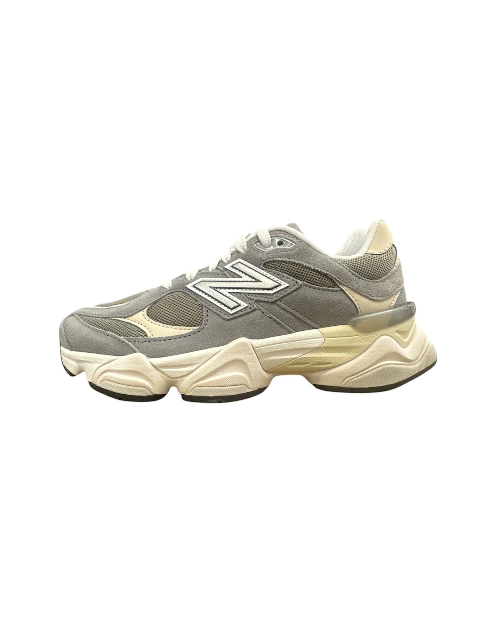 New balance GC9060BA