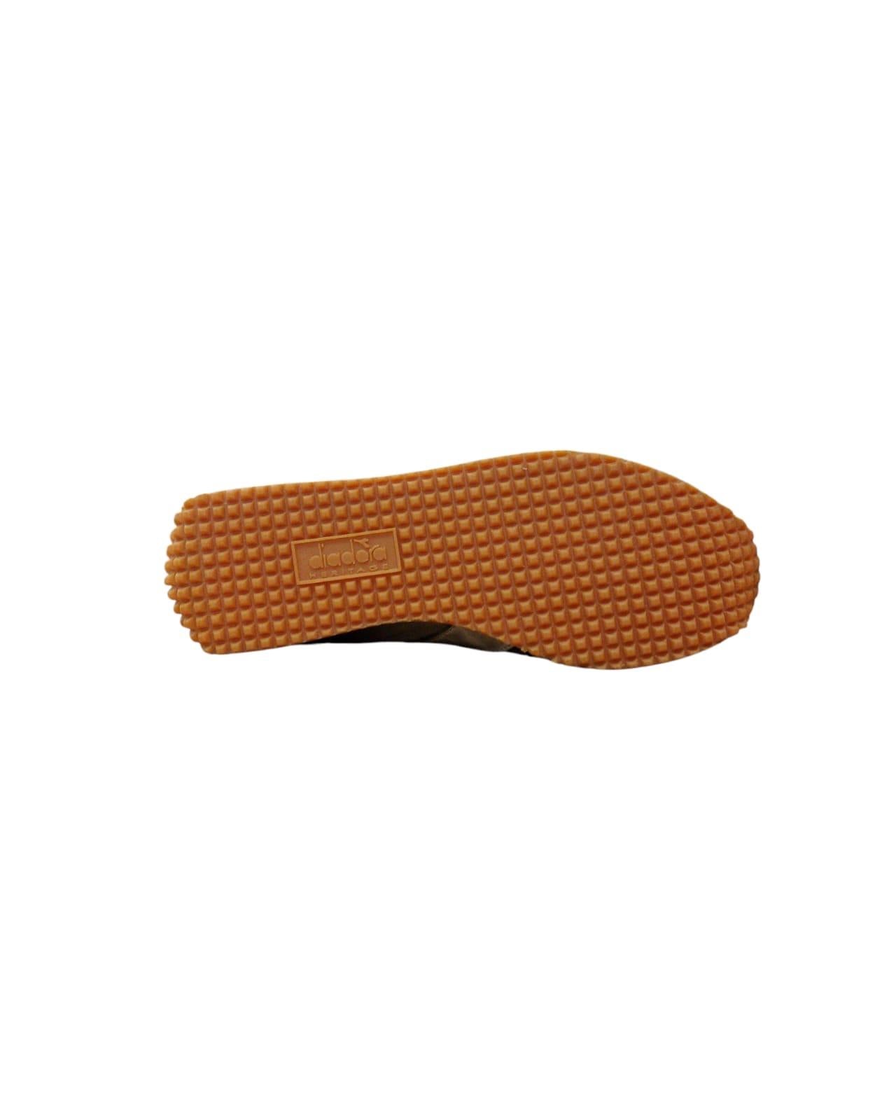 Equipe Dirty SW Evo Ecru chiaro EQUIPE DIRTY SW EVO 25010 DIADORA 