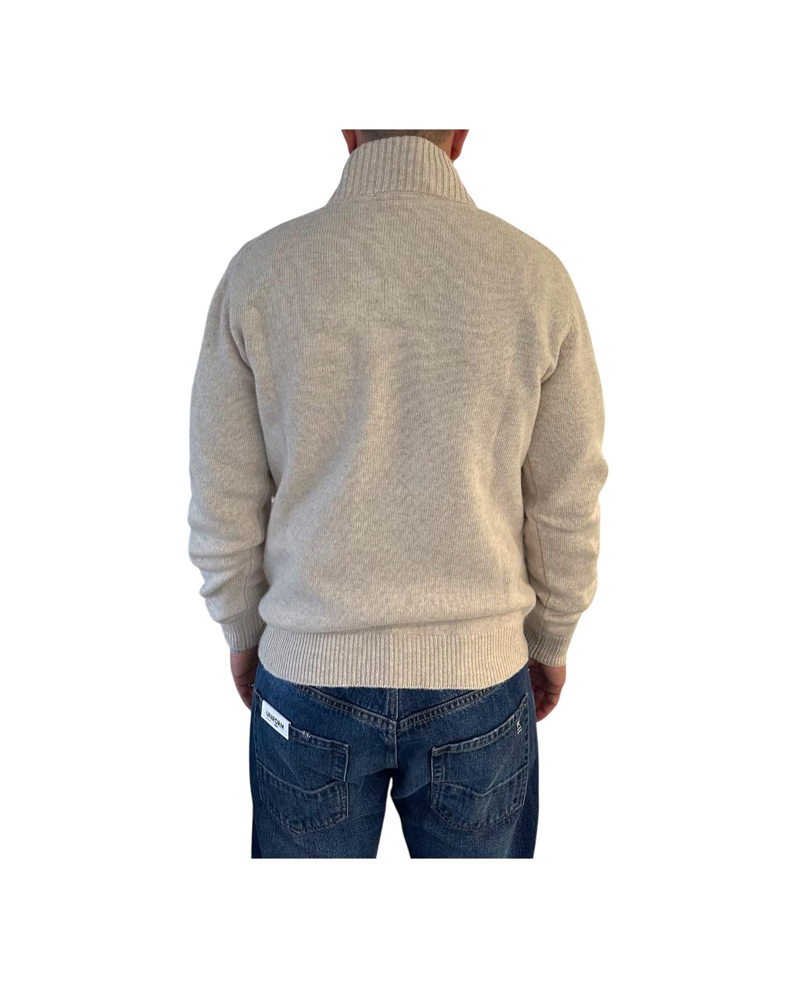Maglione con collo alto e bottoni Sabbia 0140 101 WOOL&CO 
