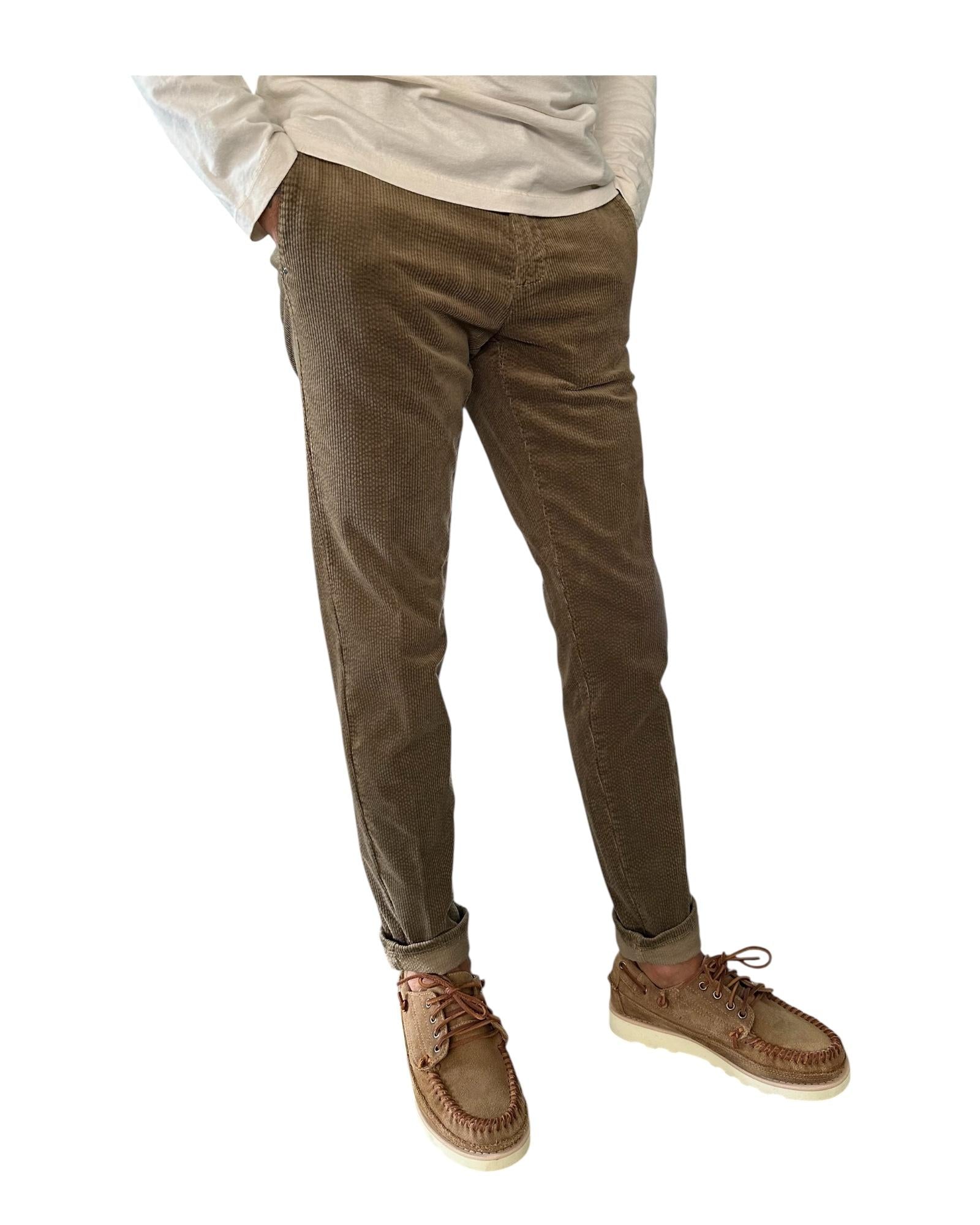 Pantalone SASA chino slim in velluto Fango A311SASA45TC321/TB 270 AT.P.CO 