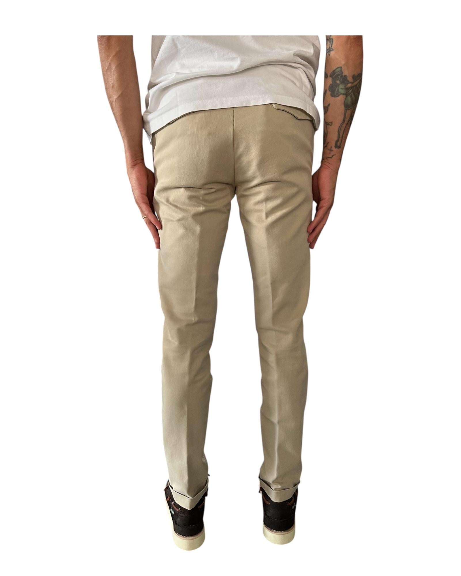 Pantalone SASA chino slim Ecru A311SASA45TC901/TA 030 AT.P.CO
