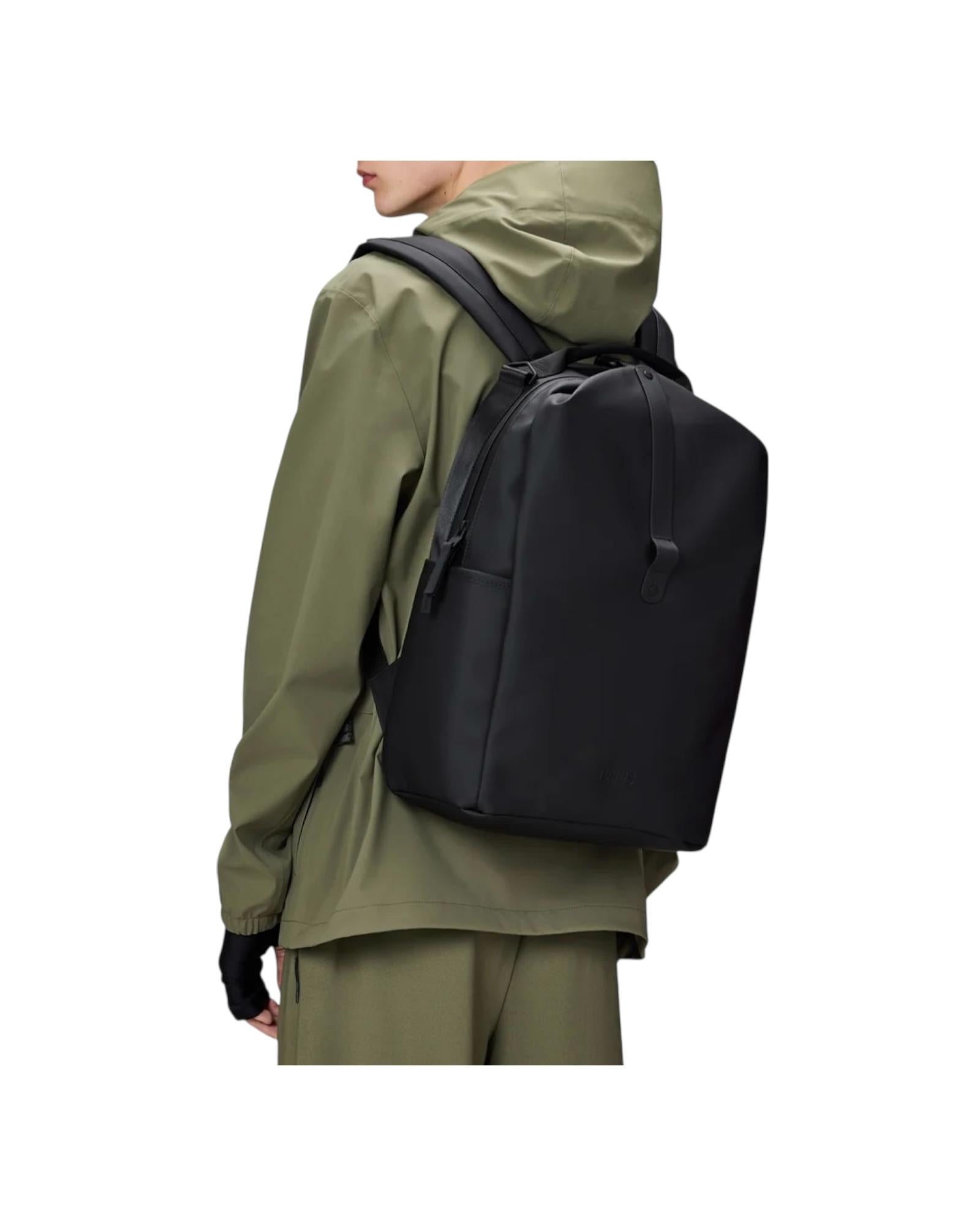 Clip Front Backpack Black RA14890 BLA RAins 