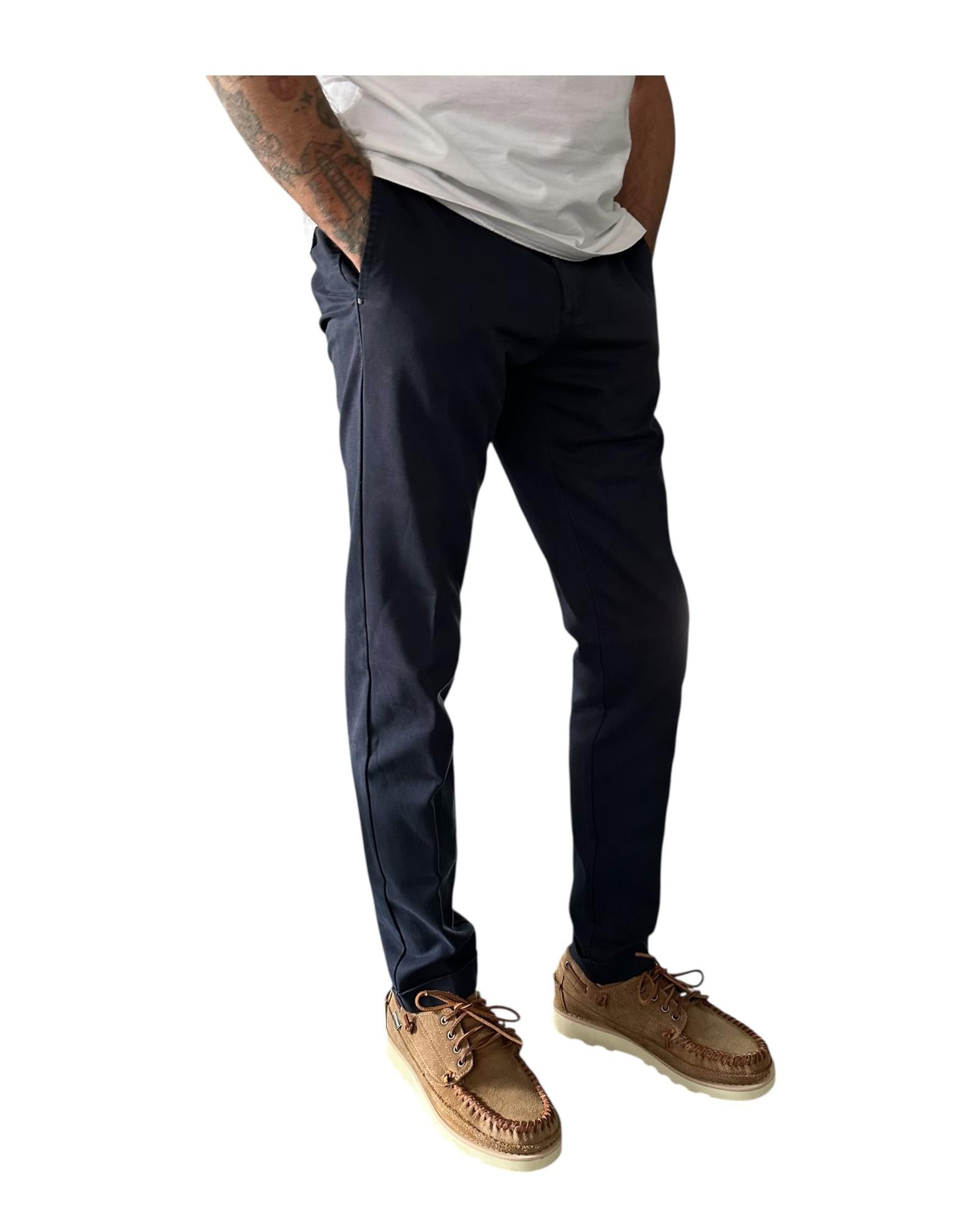 Pantalone SASA chino slim Blu navy A311SASA45TC901/TA 799 AT.P.CO 