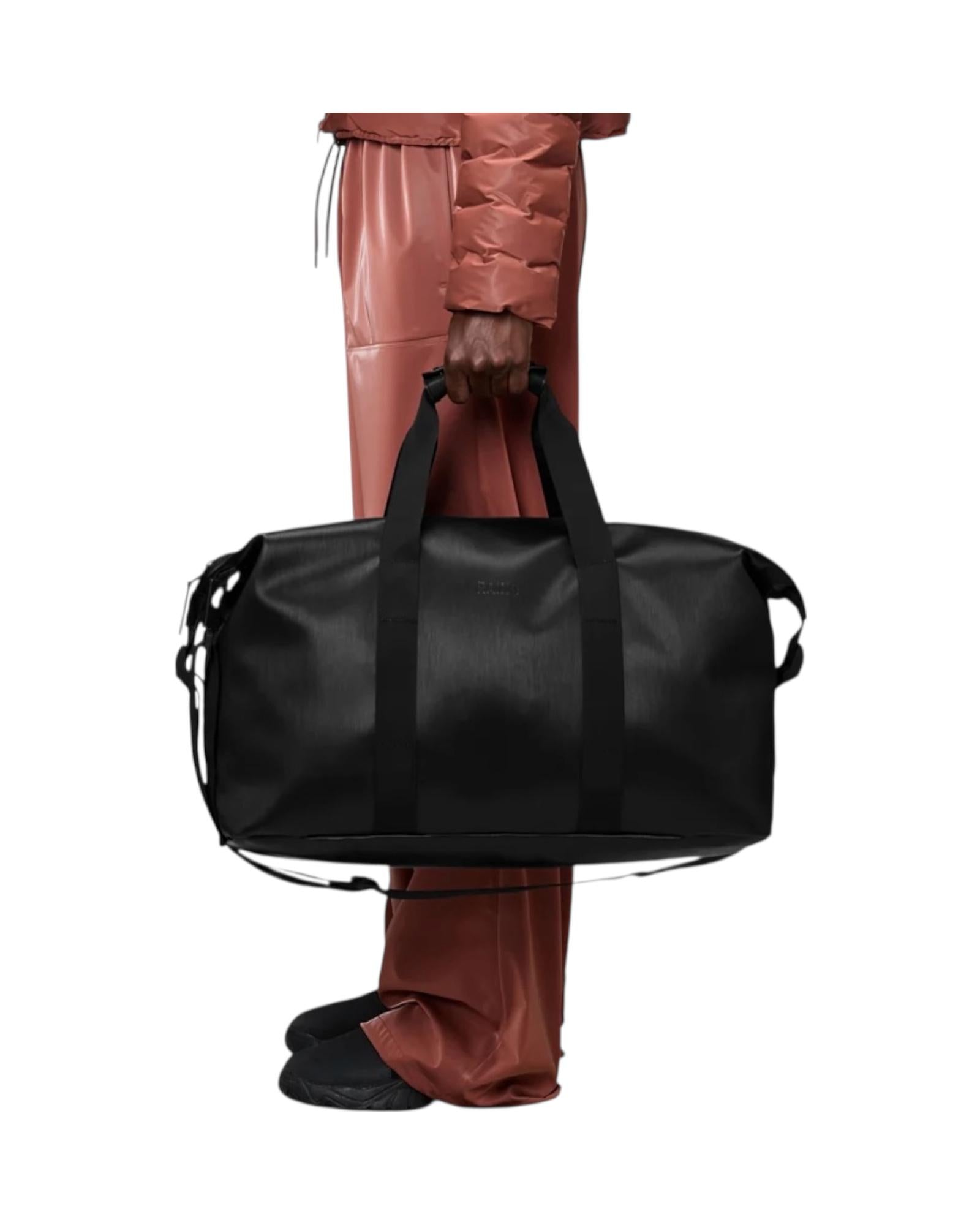 Hilo Weekend Bag Black grain RA14200 BLG RAins 